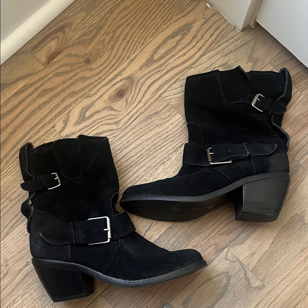 DV Dolce Vita Women's Black Ankle Boots